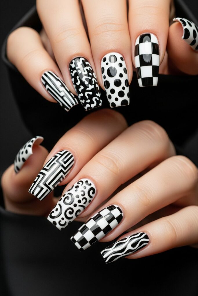 Graphic Black & White Nails
