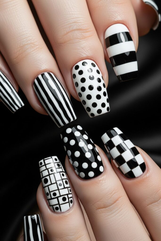 Graphic Black & White Nails