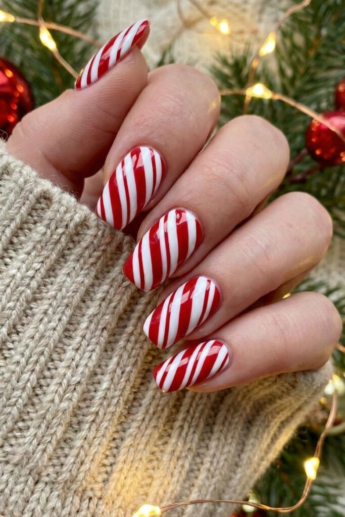Candy-Cane Twist Nails