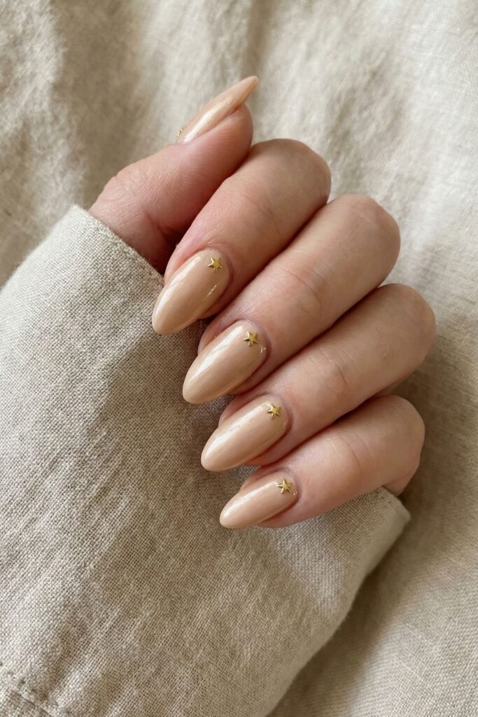 Champagne Nude with Tiny Star Stud Nails